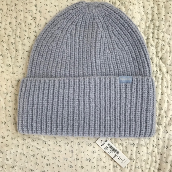 Madewell Accessories - NWT Madewell Knit hat Heather Serene Blue  Chunky Merino Wool Cuffed Beanie